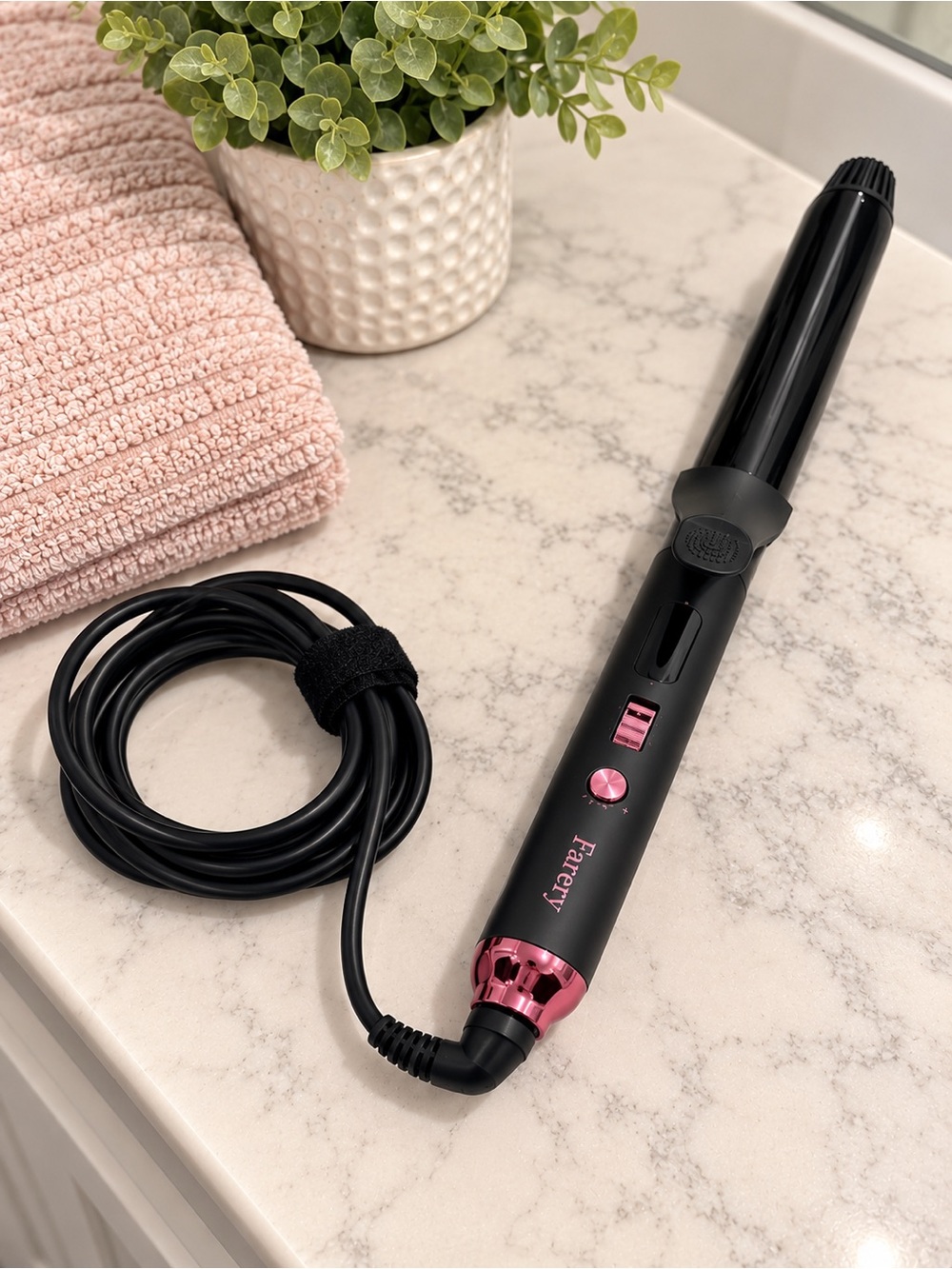 1.25 inch Farery Long Barrel Curling Iron like new